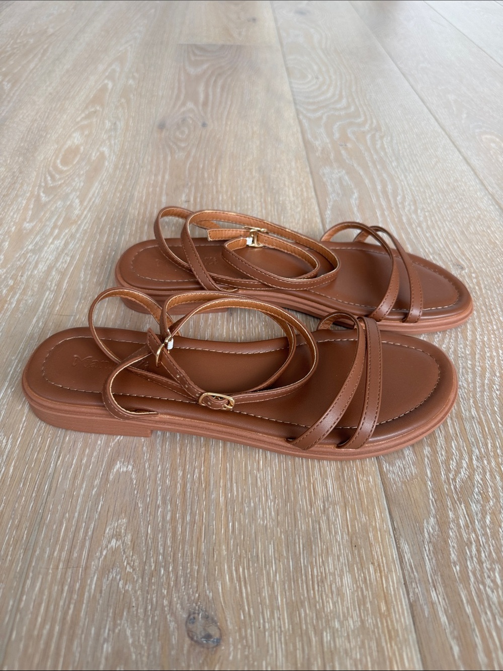 Women's Brown Strappy Ankle-Wrap Sandals. Size 9. NWOT.